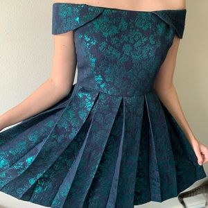 Off the shoulder Metallic Dress!